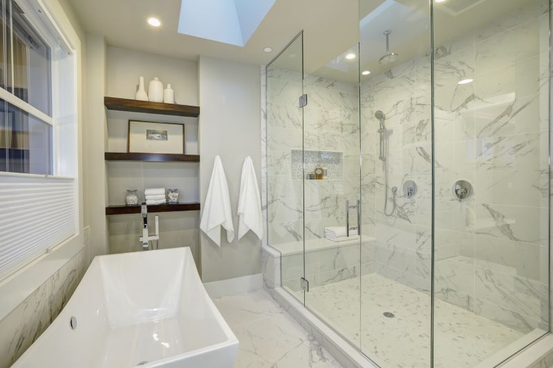 Modern Alcove Bathtub